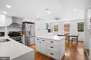 686 S Columbus St, Alexandria, VA 22314 - Photo 17