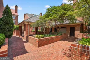 686 S Columbus St, Alexandria, VA 22314 - Photo 51