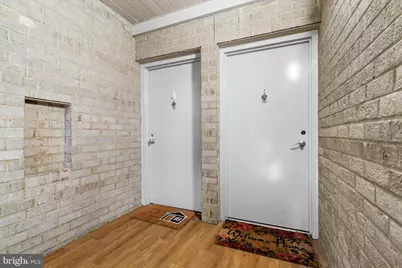 2 Canterbury Square #202, Alexandria, VA 22304 - Photo 5