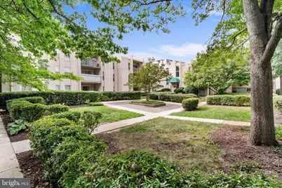 2 Canterbury Square #202, Alexandria, VA 22304 - Photo 27