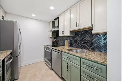 6300 Stevenson Avenue #119, Alexandria, VA 22304 - Photo 9