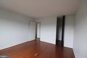 1225 Martha Custis Dr, Alexandria, VA 22302 - Photo 5