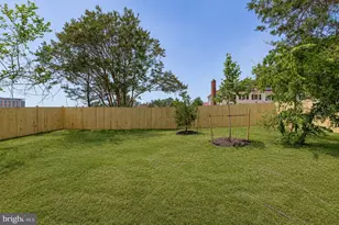 126 Longview Dr, Alexandria, VA 22314 - Photo 77