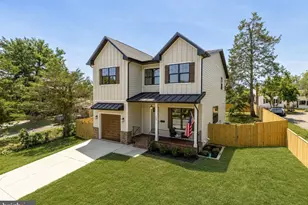 126 Longview Dr, Alexandria, VA 22314 - Photo 3