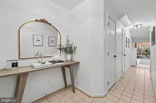 109 Martin Ln, Alexandria, VA 22304 - Photo 5