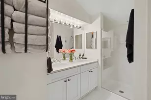 109 Martin Ln, Alexandria, VA 22304 - Photo 51