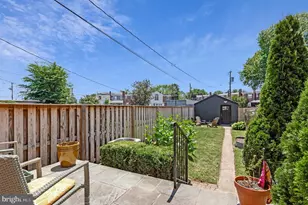 241 Lynhaven Dr, Alexandria, VA 22305 - Photo 47