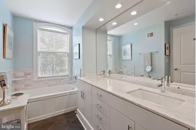 900 N Washington Street #304E, Alexandria, VA 22314 - Photo 11
