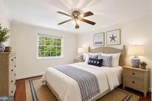 1722 W Abingdon Dr, Alexandria, VA 22314 - Photo 5