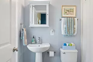 727 N Alfred St, Alexandria, VA 22314 - Photo 37