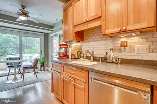 3 E Linden St, Alexandria, VA 22301 - Photo 9