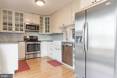 130 Roberts Lane #101, Alexandria, VA 22314 - Photo 9