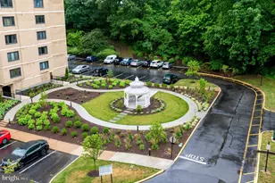 307 Yoakum Pkwy, Alexandria, VA 22304 - Photo 33