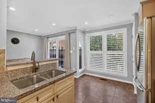 4659 Lambert Dr, Alexandria, VA 22311 - Photo 11