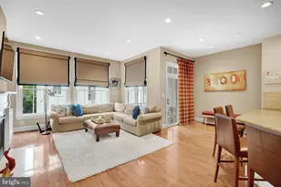 714 Bracey Ln, Alexandria, VA 22314 - Photo 11