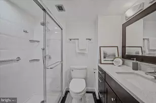 400 Madison St, Alexandria, VA 22314 - Photo 27