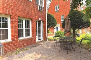 3211 Ravensworth Pl, Alexandria, VA 22302 - Photo 21