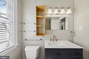 906 S Washington St, Alexandria, VA 22314 - Photo 15