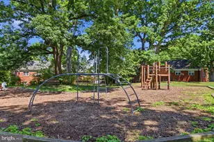 3712 Valley Dr, Alexandria, VA 22302 - Photo 45