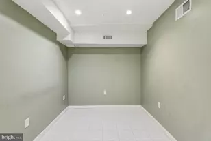 627 N Alfred Street N, Alexandria, VA 22314 - Photo 13