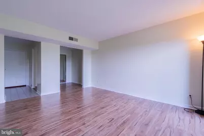 805 N Howard Street N #438, Alexandria, VA 22304 - Photo 11