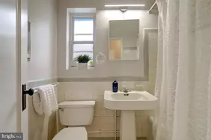 3413 Martha Custis Dr, Alexandria, VA 22302 - Photo 17