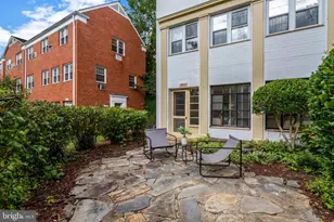3413 Martha Custis Dr, Alexandria, VA 22302 - Photo 19