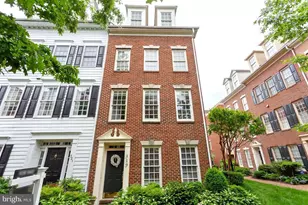 319 S Fayette St, Alexandria, VA 22314 - Photo 1