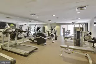 610 N West St, Alexandria, VA 22314 - Photo 23