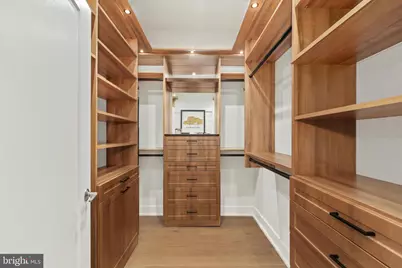 701 Swann Avenue #511, Alexandria, VA 22301 - Photo 17