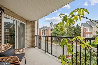 3311 Wyndham Circle #2202, Alexandria, VA 22302 - Photo 21