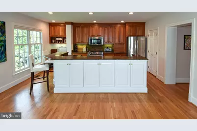 710 W View Terrace, Alexandria, VA 22301 - Photo 17