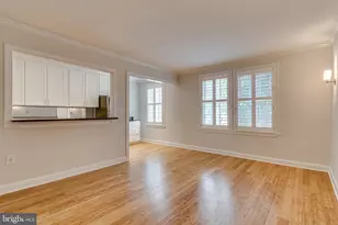 610 Bashford Ln, Alexandria, VA 22314 - Photo 3