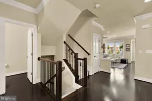 701 Annie Rose, Alexandria, VA 22301 - Photo 5