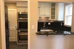 21 E Myrtle St, Alexandria, VA 22301 - Photo 7
