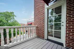 635 First St, Alexandria, VA 22314 - Photo 49