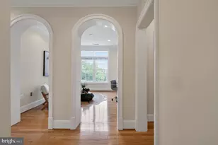 635 First St, Alexandria, VA 22314 - Photo 31