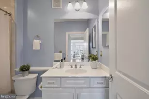 635 First St, Alexandria, VA 22314 - Photo 29