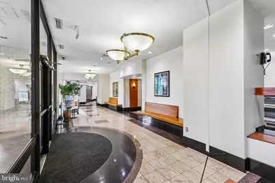 203 Yoakum Parkway #925, Alexandria, VA 22304 - Photo 3