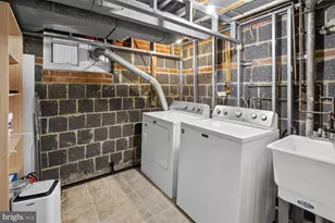 23 Underwood Pl, Alexandria, VA 22304 - Photo 15