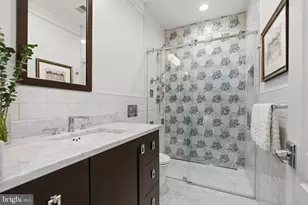 1845 Potomac Greens Dr, Alexandria, VA 22314 - Photo 39