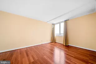 501 Slaters Ln, Alexandria, VA 22314 - Photo 31