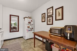 1225 Martha Custis Dr, Alexandria, VA 22302 - Photo 17