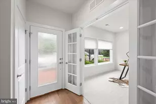 402 Stabler Ln, Alexandria, VA 22304 - Photo 35