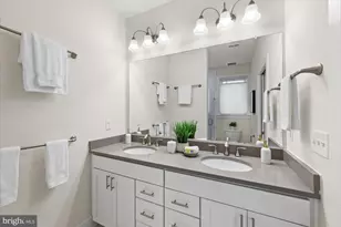 402 Stabler Ln, Alexandria, VA 22304 - Photo 19