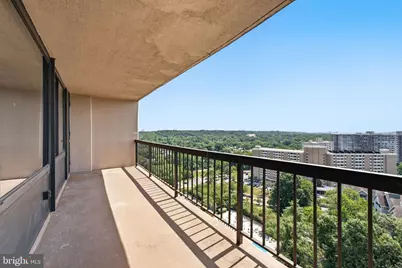 5500 Holmes Run Parkway #1506, Alexandria, VA 22304 - Photo 11