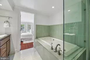 426 N Alfred St, Alexandria, VA 22314 - Photo 39
