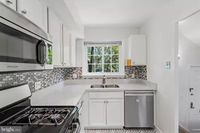 3226 Gunston Road, Alexandria, VA 22302 - Photo 11