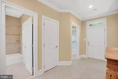 714 Bracey Lane, Alexandria, VA 22314 - Photo 9
