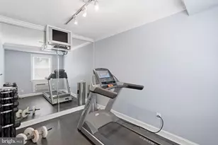 906 S Washington Street S, Alexandria, VA 22314 - Photo 21